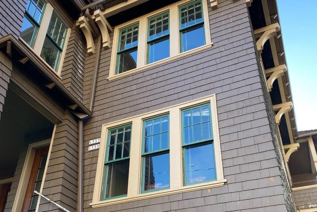 Historic Downtown Riverview Flat, No 3 أستوريا المظهر الخارجي الصورة